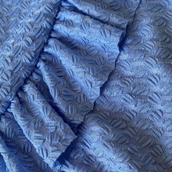 Shein Kids Beach Coverup - Picture 4 of 4